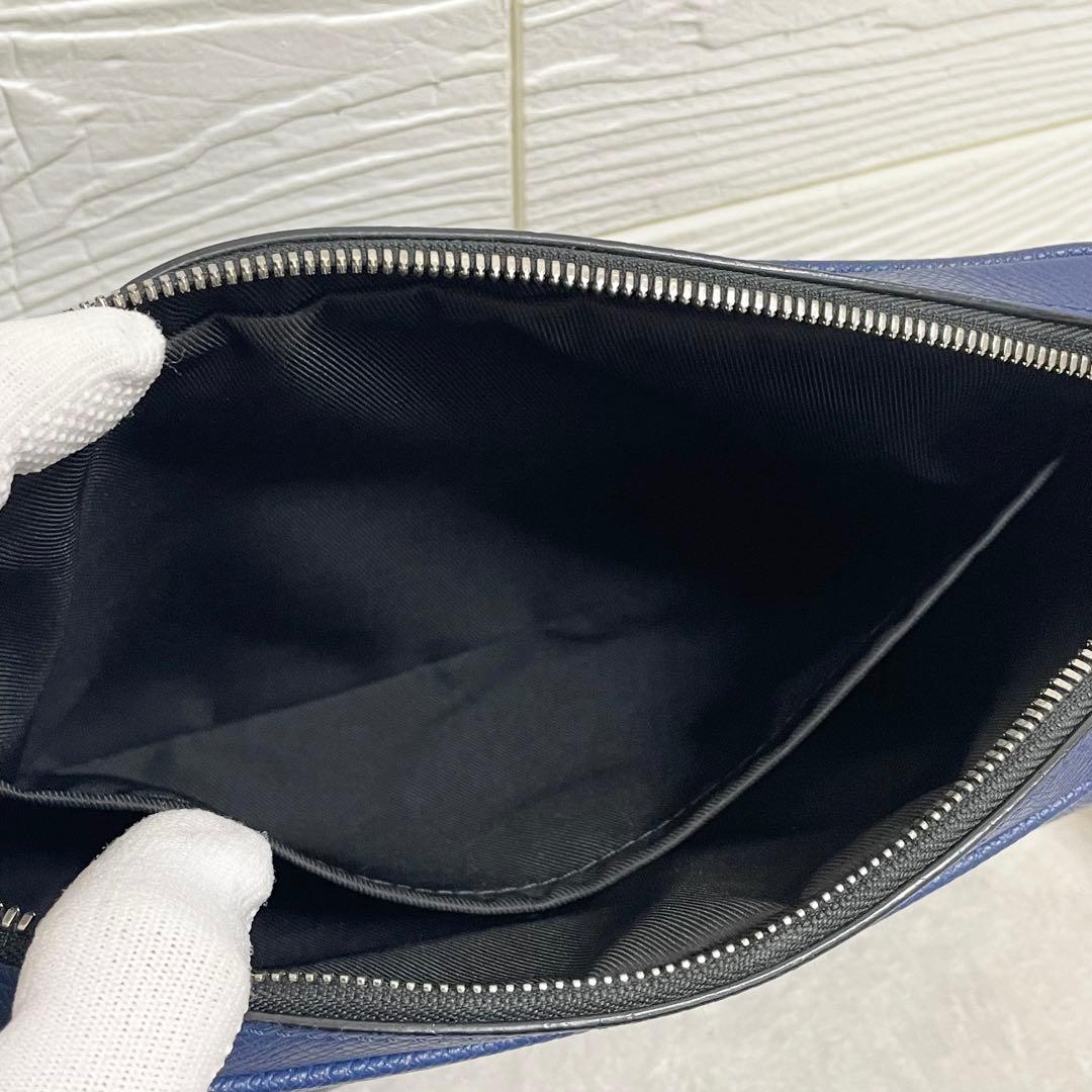 ルイヴィトン タイガラマ アウトドア メッセンジャーPM M30242