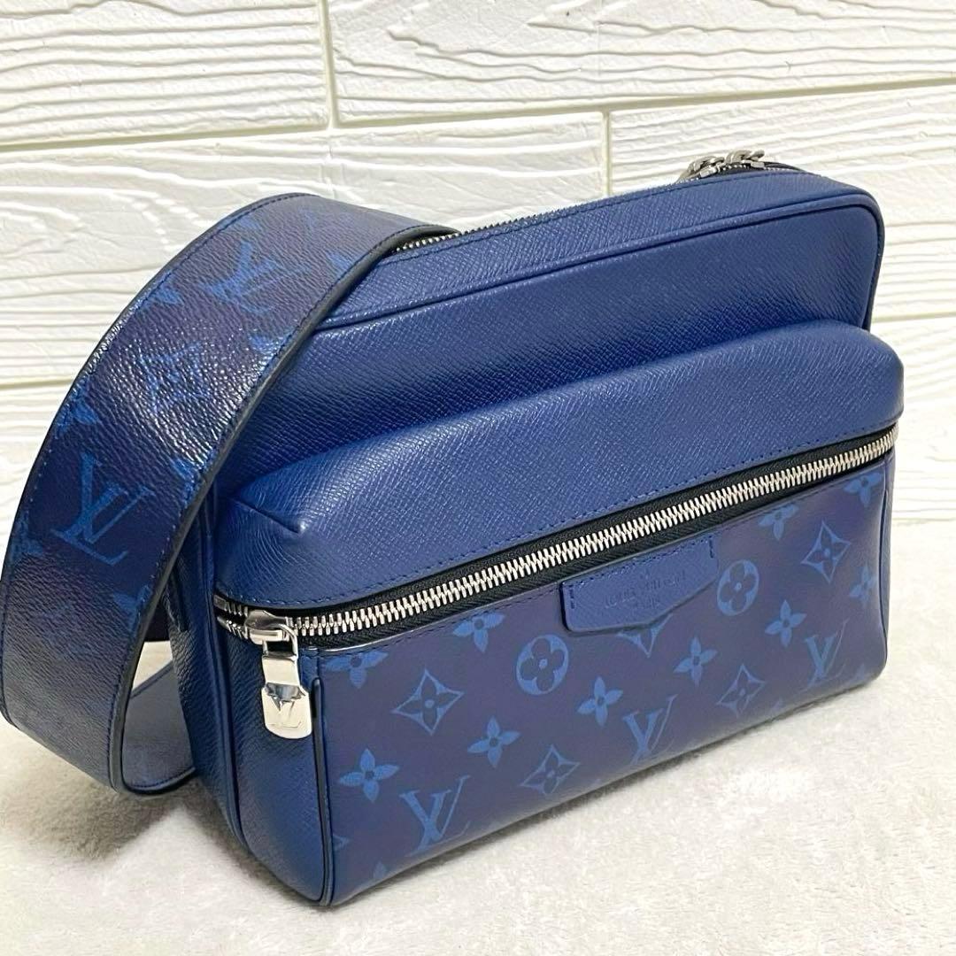 ルイヴィトン タイガラマ アウトドア メッセンジャーPM M30242