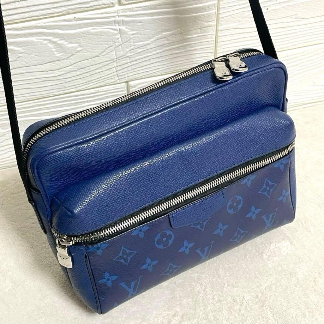 ルイヴィトン タイガラマ アウトドア メッセンジャーPM M30242