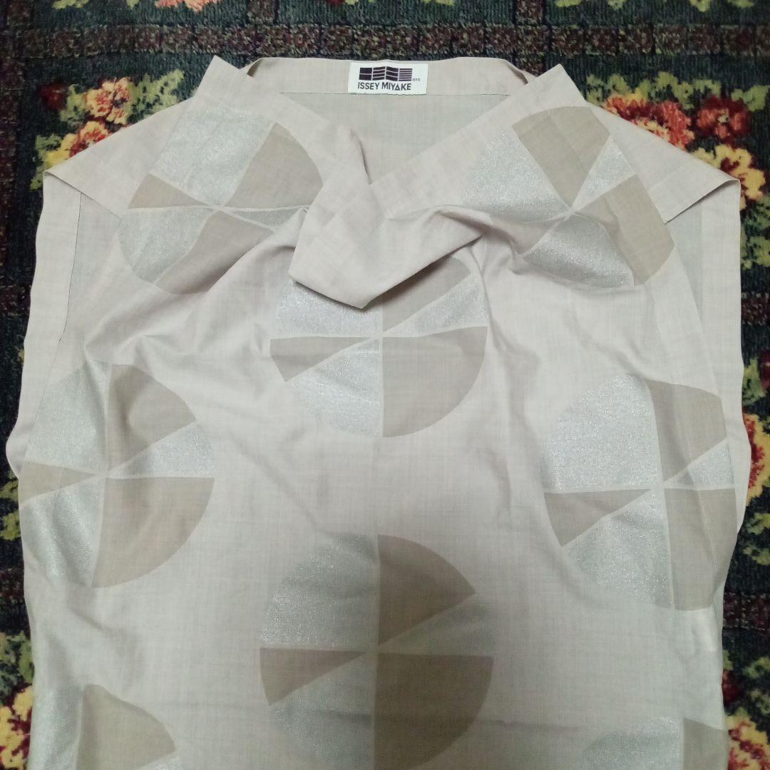 【月】ISSEY　MIYAKE　132 5.　麻混トップス/チュニック