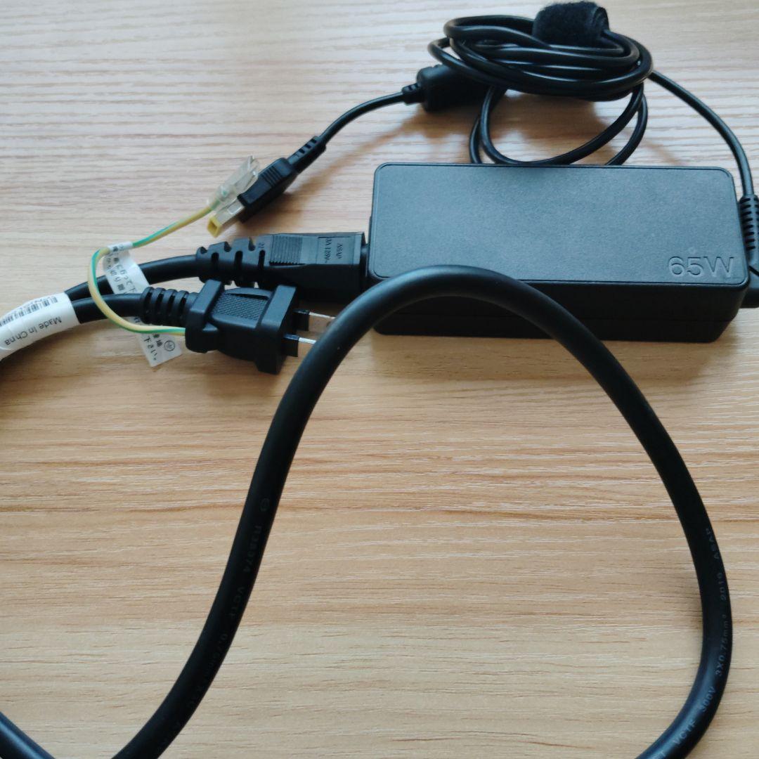 Lenovo ThinkCentre M720q 本体