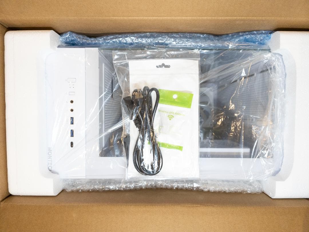 白ゲーミングPC GTX1070 / i5-9400F / M.2 500GB