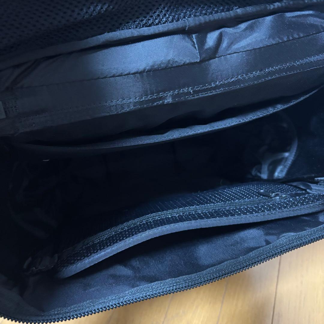 美品★ ノースフェイス　ヒューズボックス　30L ブラック