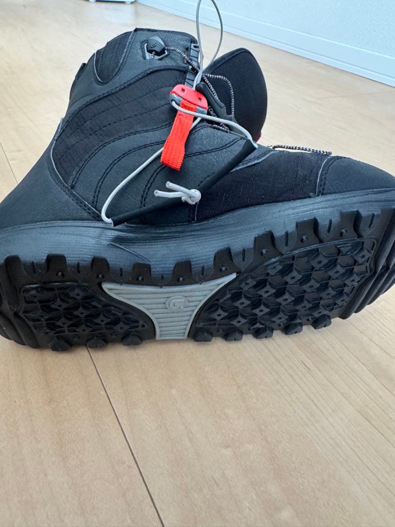 BURTON MINT-ASIANFIT 24 バートンブーツ　スノーボード