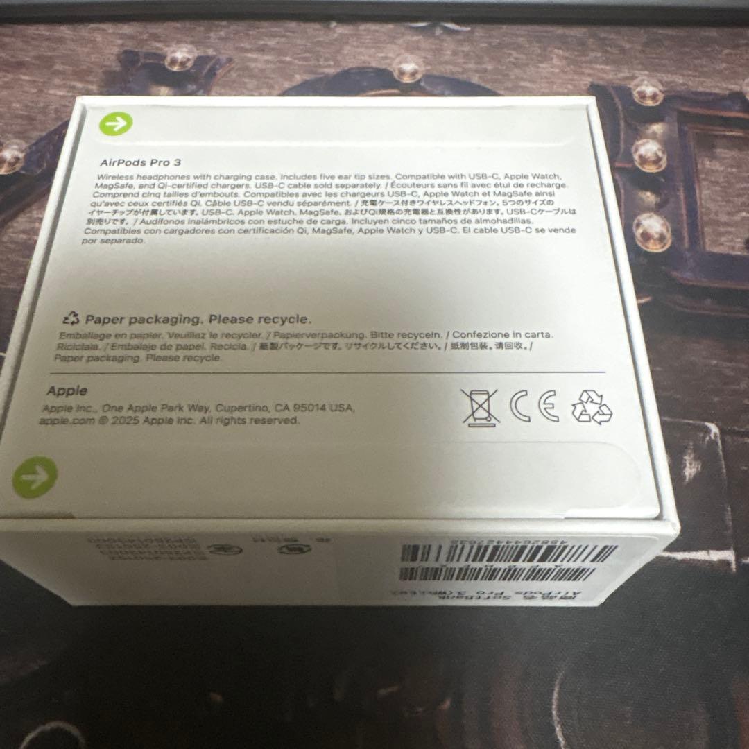 新品未開封　最新　AirPods Pro 3 本体