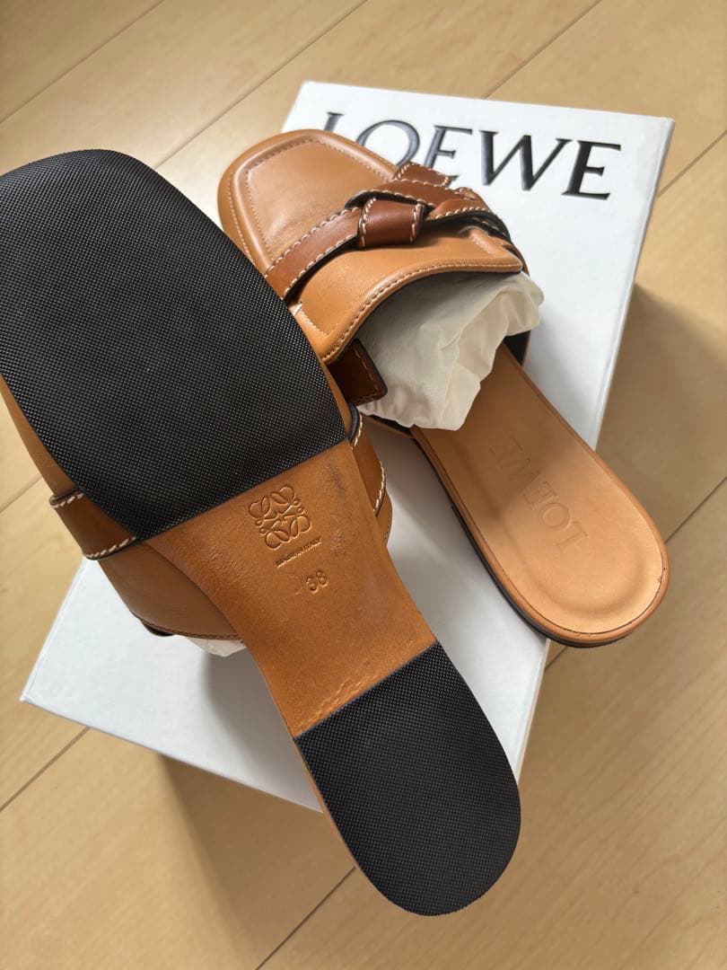 LOEWE ゲートスムースレザーミュール