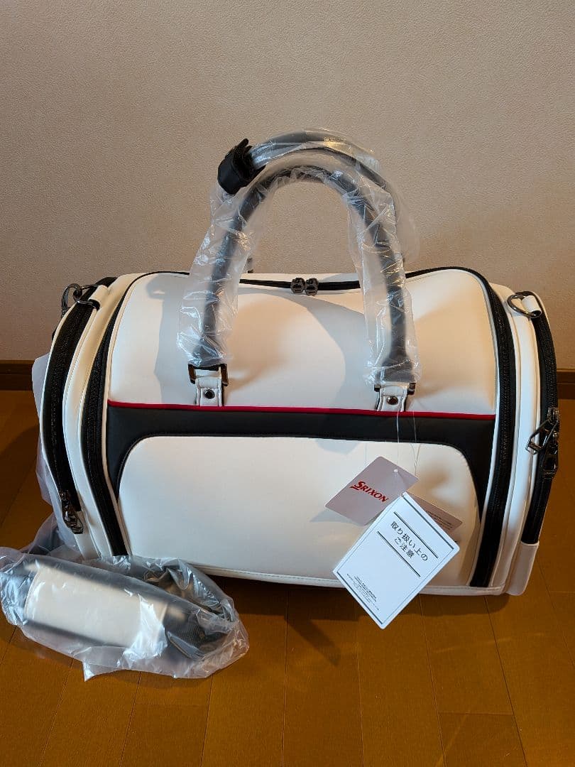 スリクソンSRIXON ホワイトボストンバッグ　GCB-S205