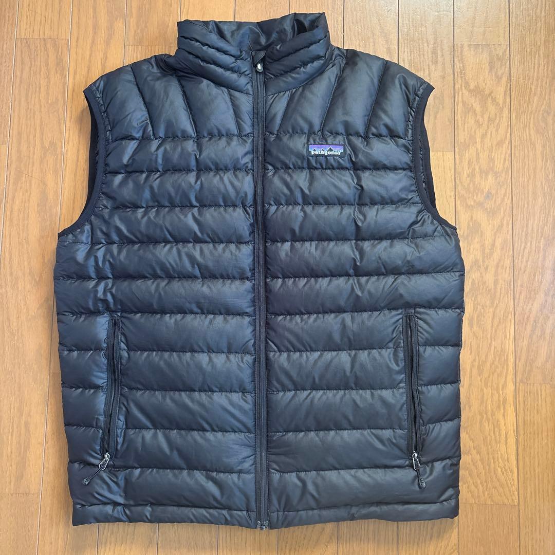 patagonia 黒 ダウンベスト　値下げOK