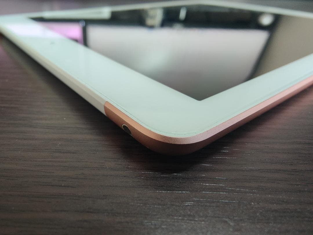 Apple iPad 本体 ローズゴールド