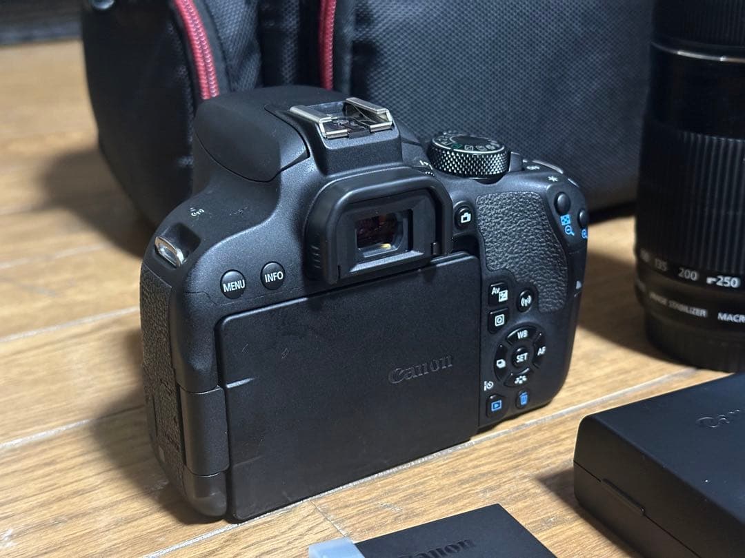 Canon EOS Kiss X9i デジタル一眼レフカメラ 一式