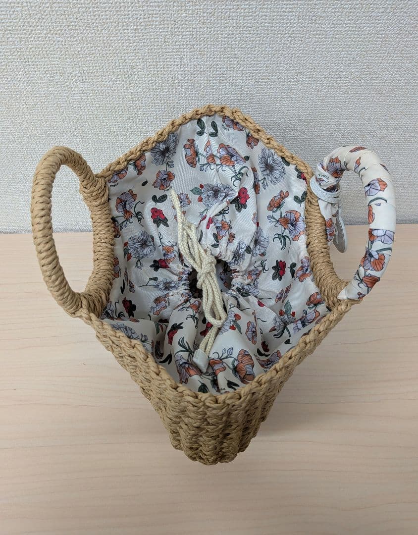 FURLA　フルラ 　かごバッグ