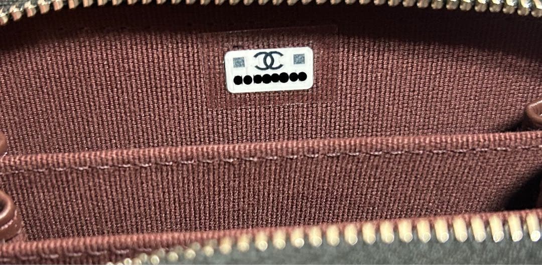 あちち CHANEL ブラック レザー ケース