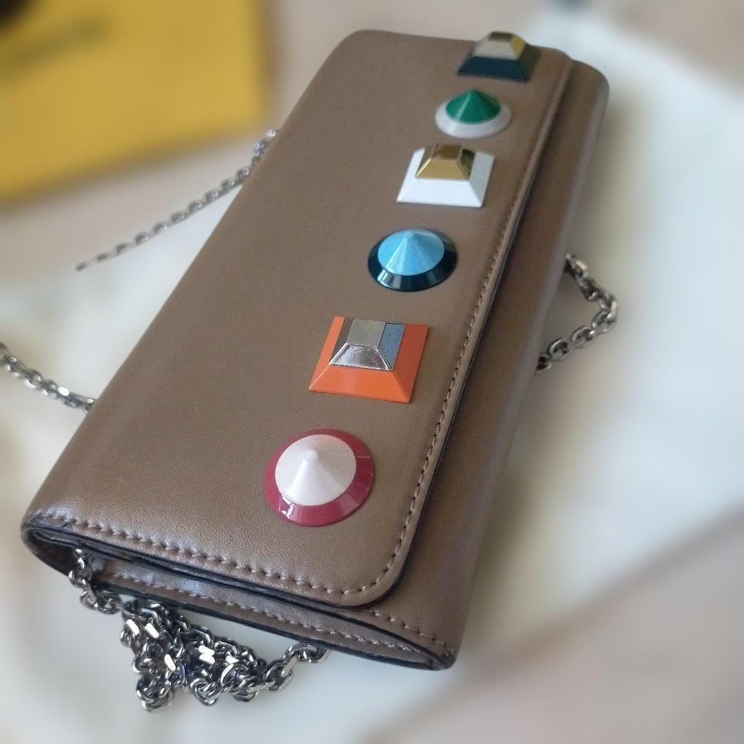 FENDI チェーンウォレット スタッズ 長財布