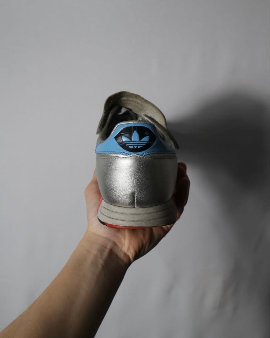 靴 adidas micro pacer