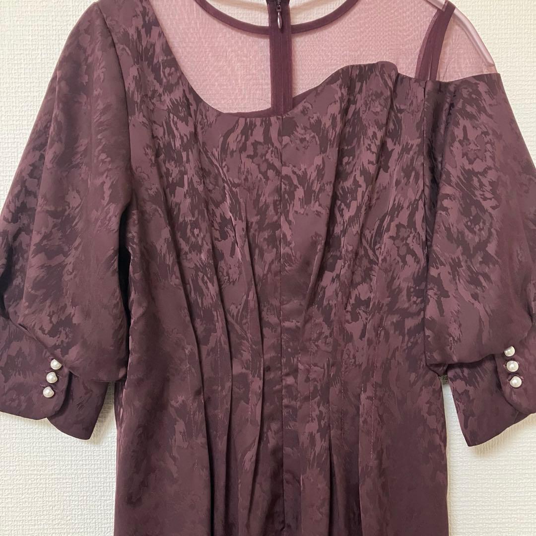 完売品　人気　エトル　ミアンダリングウエストタックフレアドレス　ボルドー　M