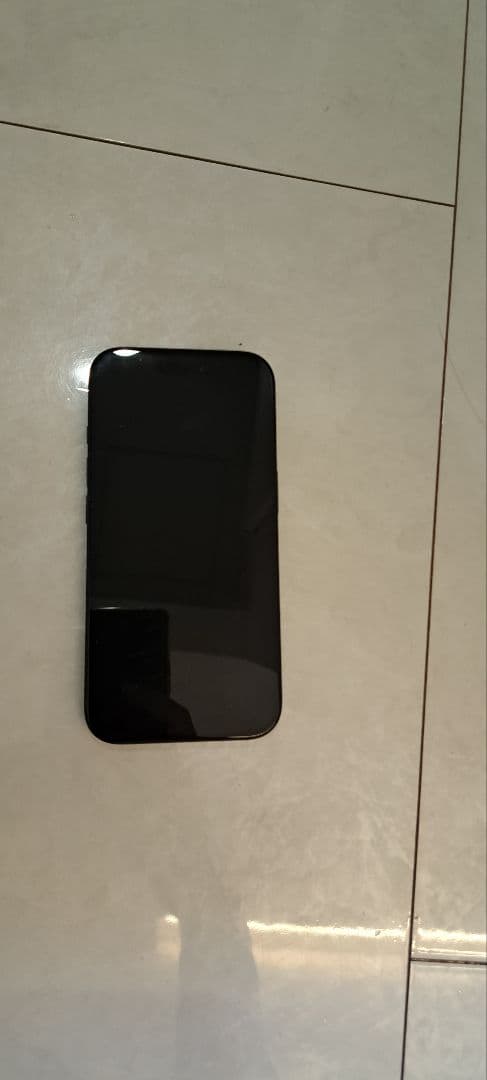 Apple iPhone 16ブラック本体SIMフリー