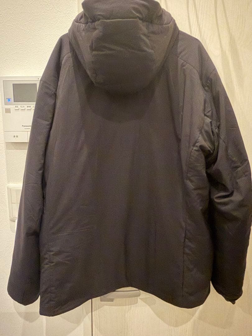 ARC'TERYX Atom AR フーディー　ブラック　Lサイズ