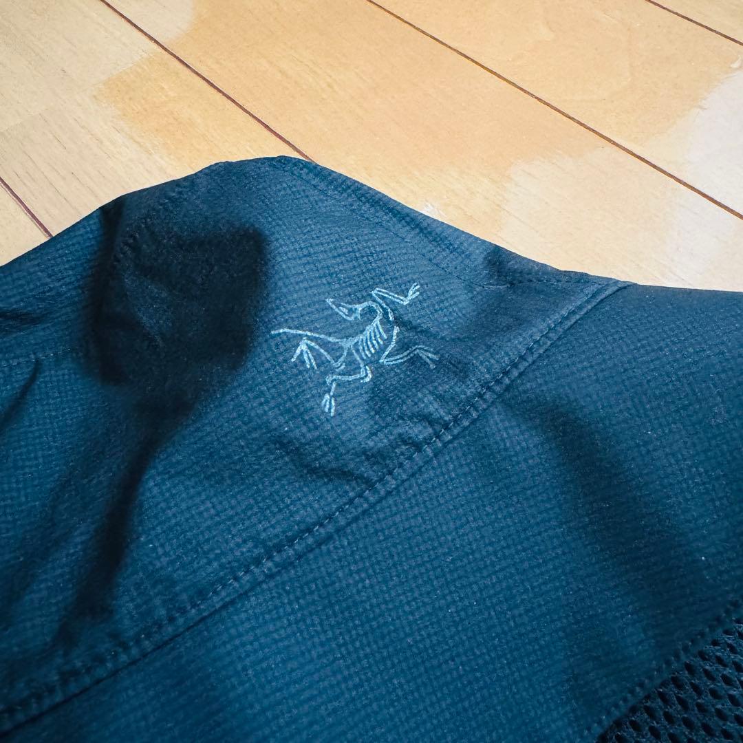 アークテリクス エアリオス バケットハット フロントロゴ ブラック S-M