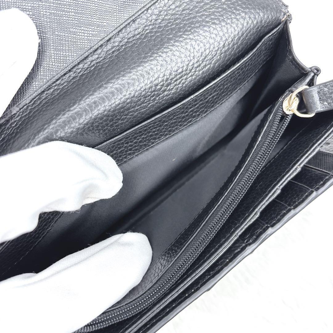 Vivienne Westwood オーブ金具 エンボスレザー 三つ折り財布