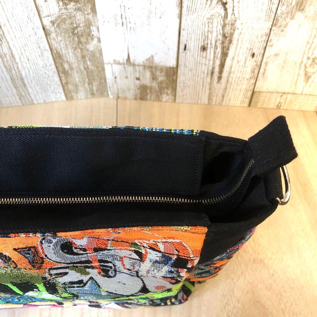 さとみ　デニムショルダーバッグ　ブラック　スプレー