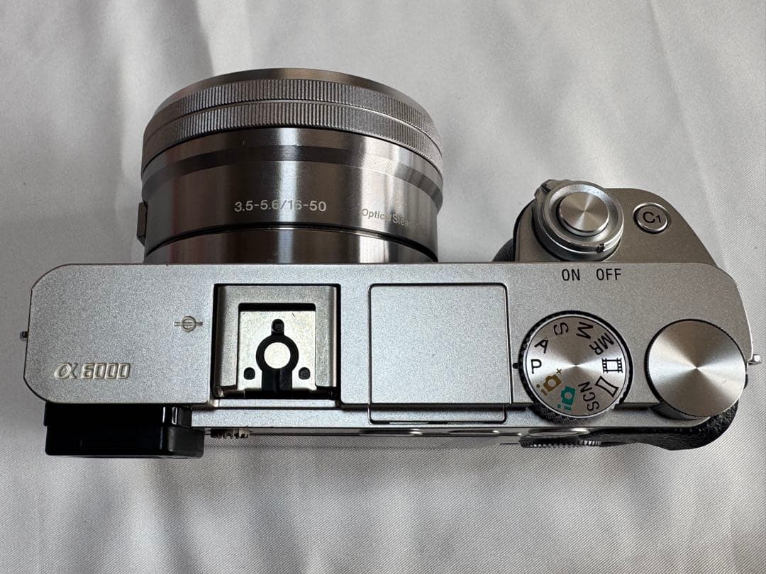 SONY α6000 ミラーレスカメラ E 16-50mm