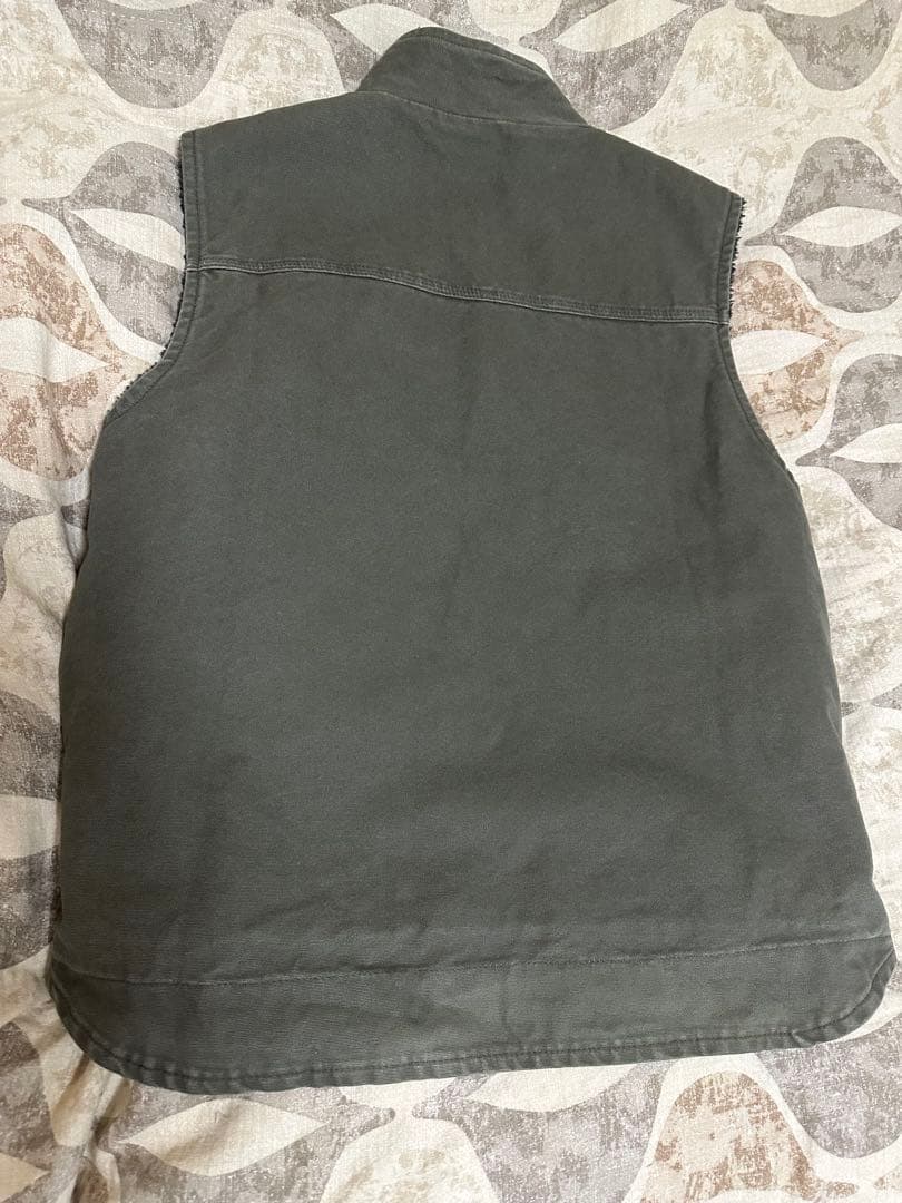 Carhartt カーハート ベスト　ボア　モスグリーン　カーキ　人気カラー!