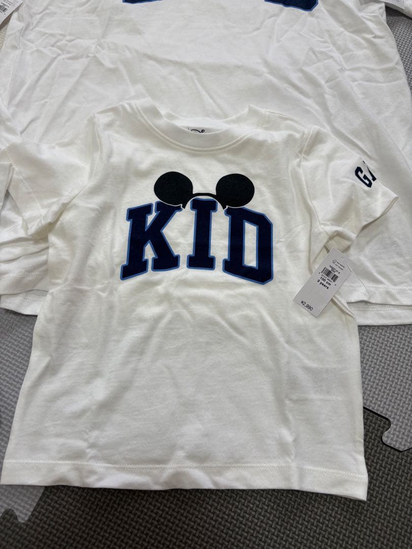 親子ペア ミッキー Tシャツセット　GAP 家族コーデ