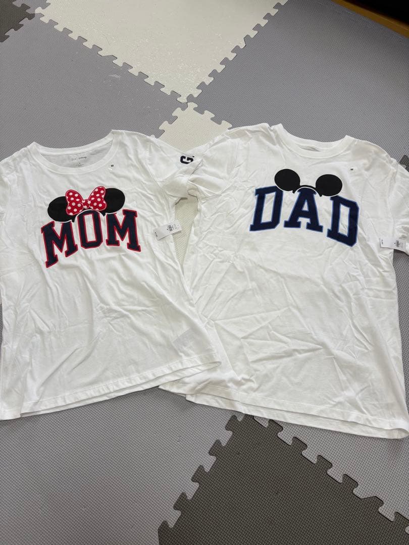 親子ペア ミッキー Tシャツセット　GAP 家族コーデ