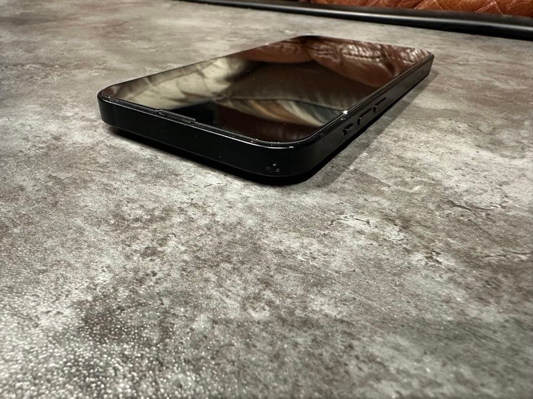 iPhone 13 128GB バッテリー80% SIMフリー