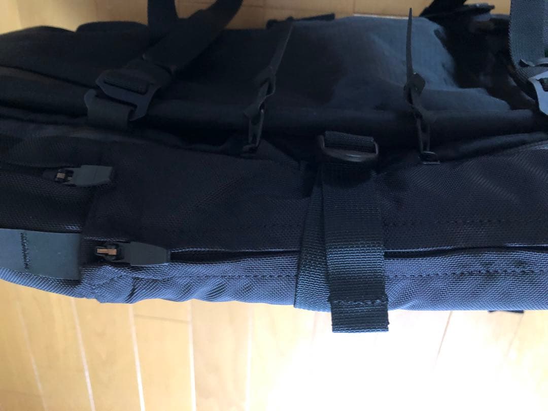 4*U様 美品　CODE OF BELL コードオブベル X-PAK スリングバ