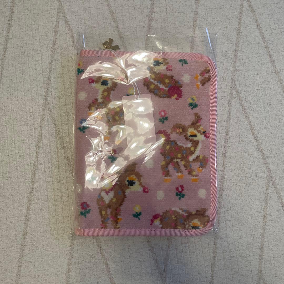 【新品未使用フェイラー】マルチケース　母子手帳ケースツンツンバンビーノ　バンビ柄