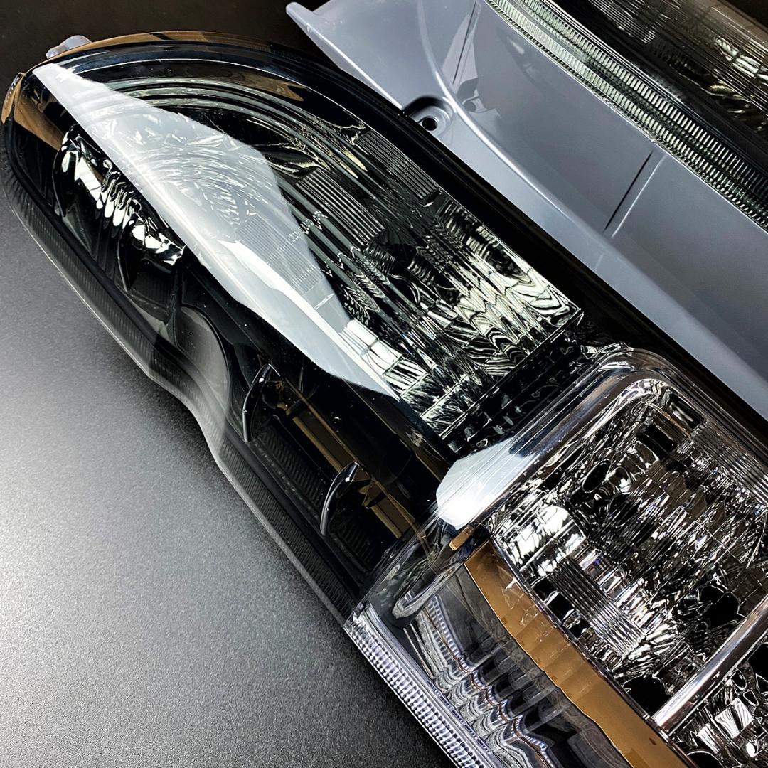 トヨタ ハイエース テールランプ テール ハーフ スモーク テールライト