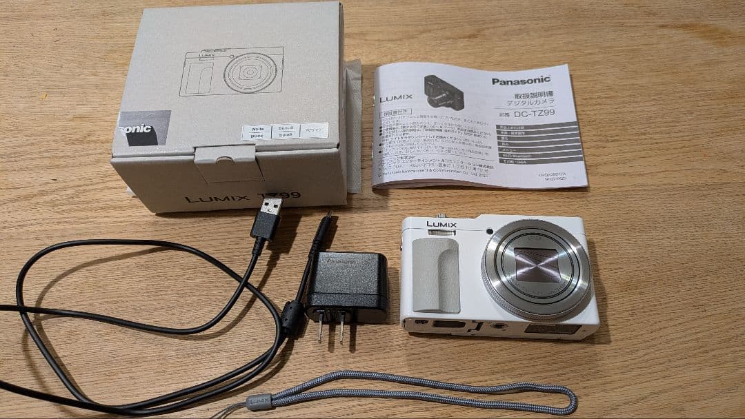 Panasonic高倍率ズームデジタルカメラLUMIX DC-TZ99-W