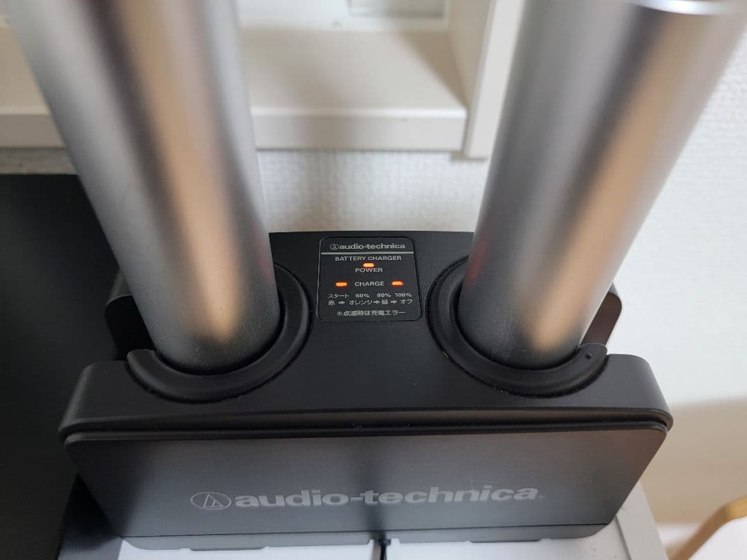 audio-technicaワイヤレスマイク、バッテリーチャージャー、レシーバ