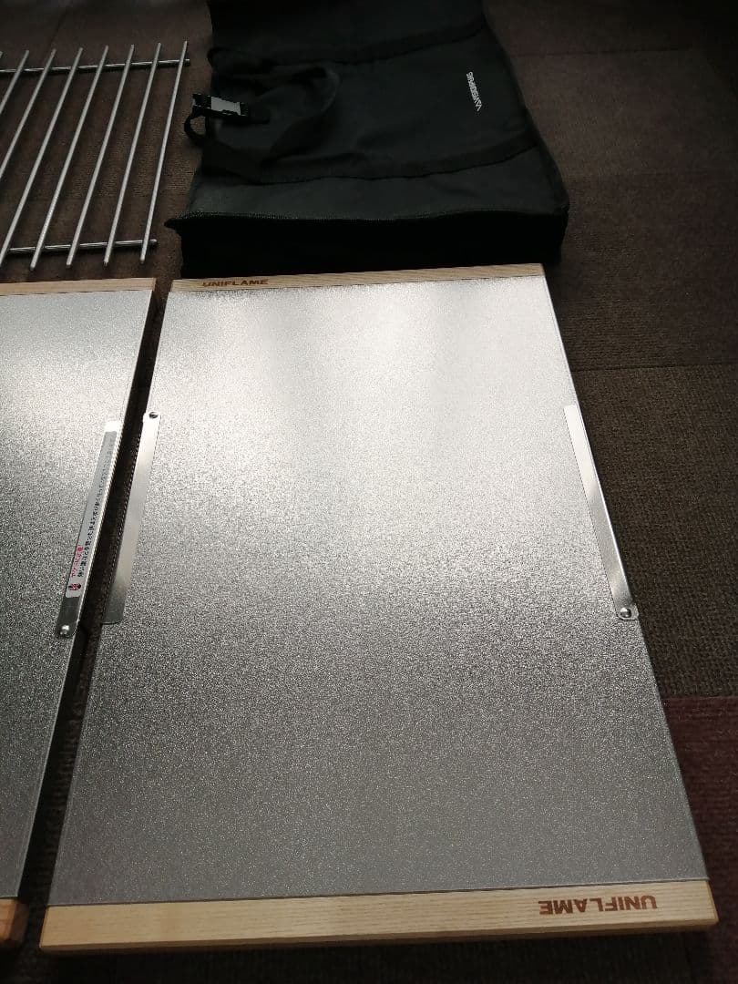 ユニフレーム　焚き火テーブル2個＋オマケ