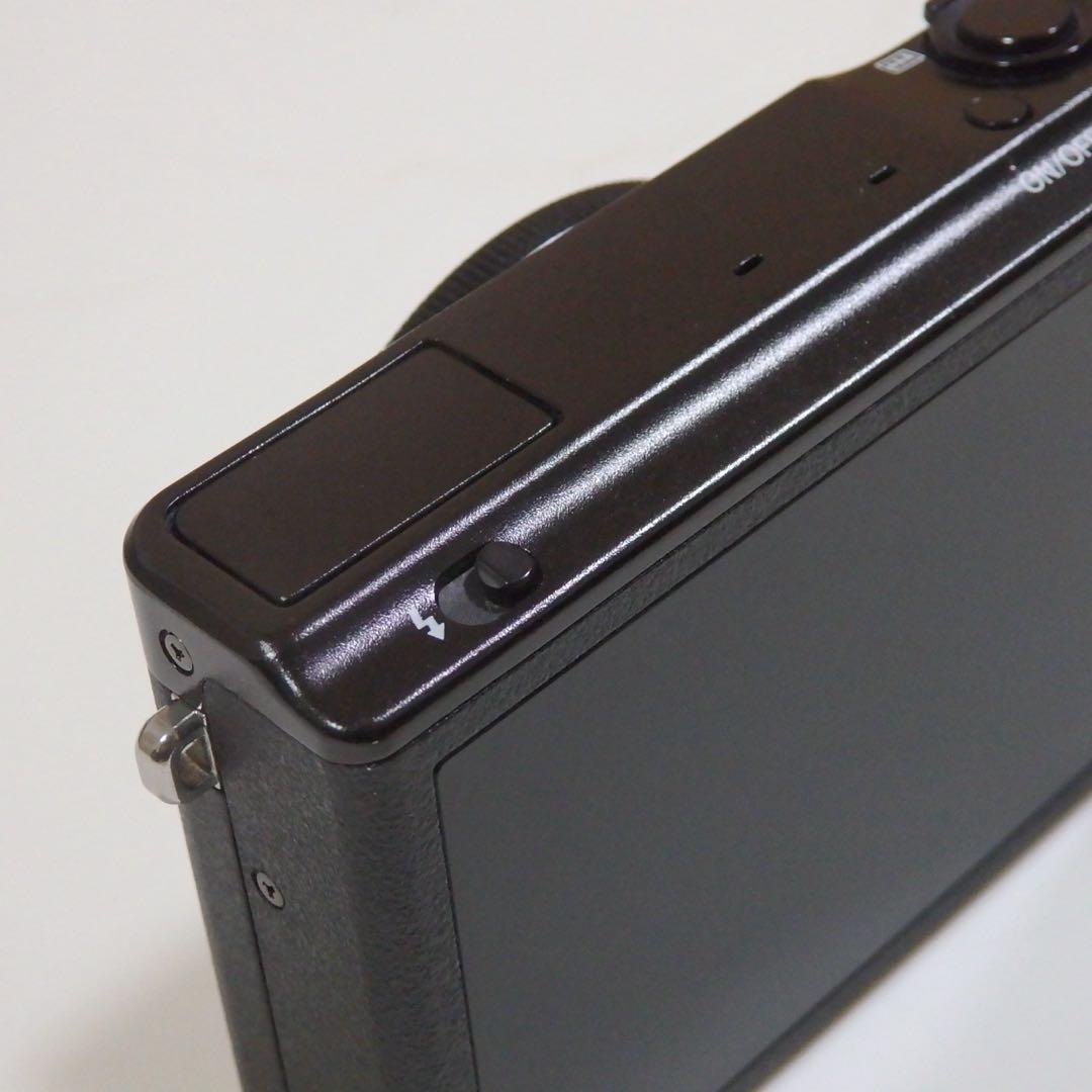 美品　フジフイルム XQ1 ブラック　FUJIFILM