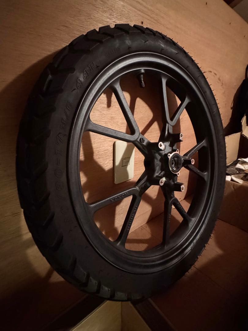 クロスカブ110 ja60の純正フロントキャストホイル