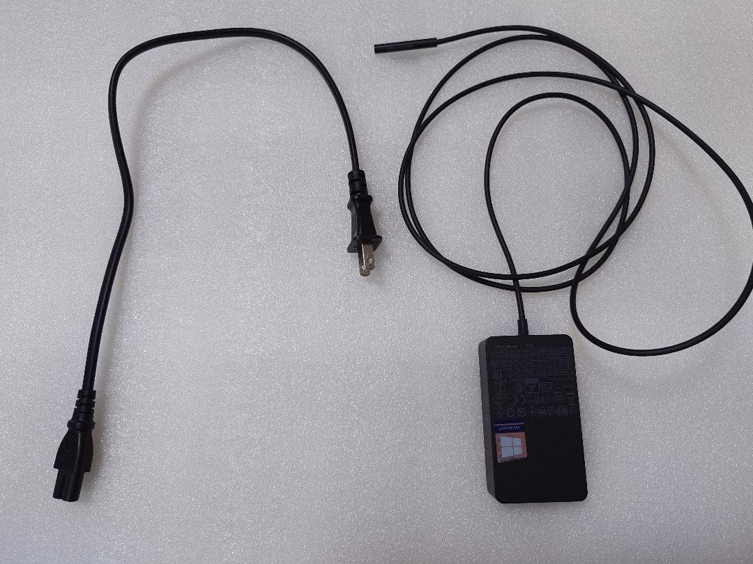 SurfacePro6 Corei5 8GB 256GB タイプカバー、ペン付き