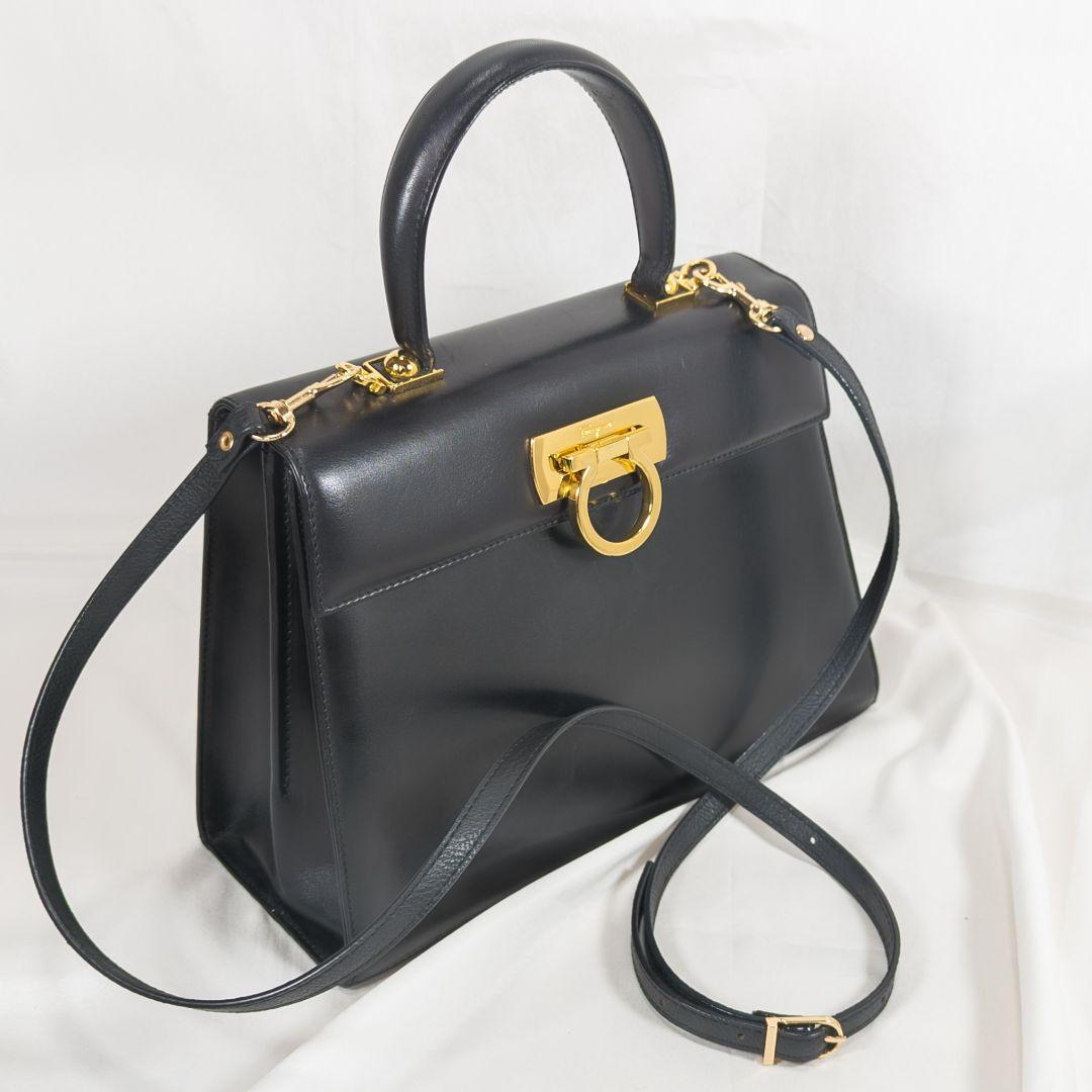 【極美品】フェラガモ ガンチーニ ハンドバッグ 2Way 保存袋付き