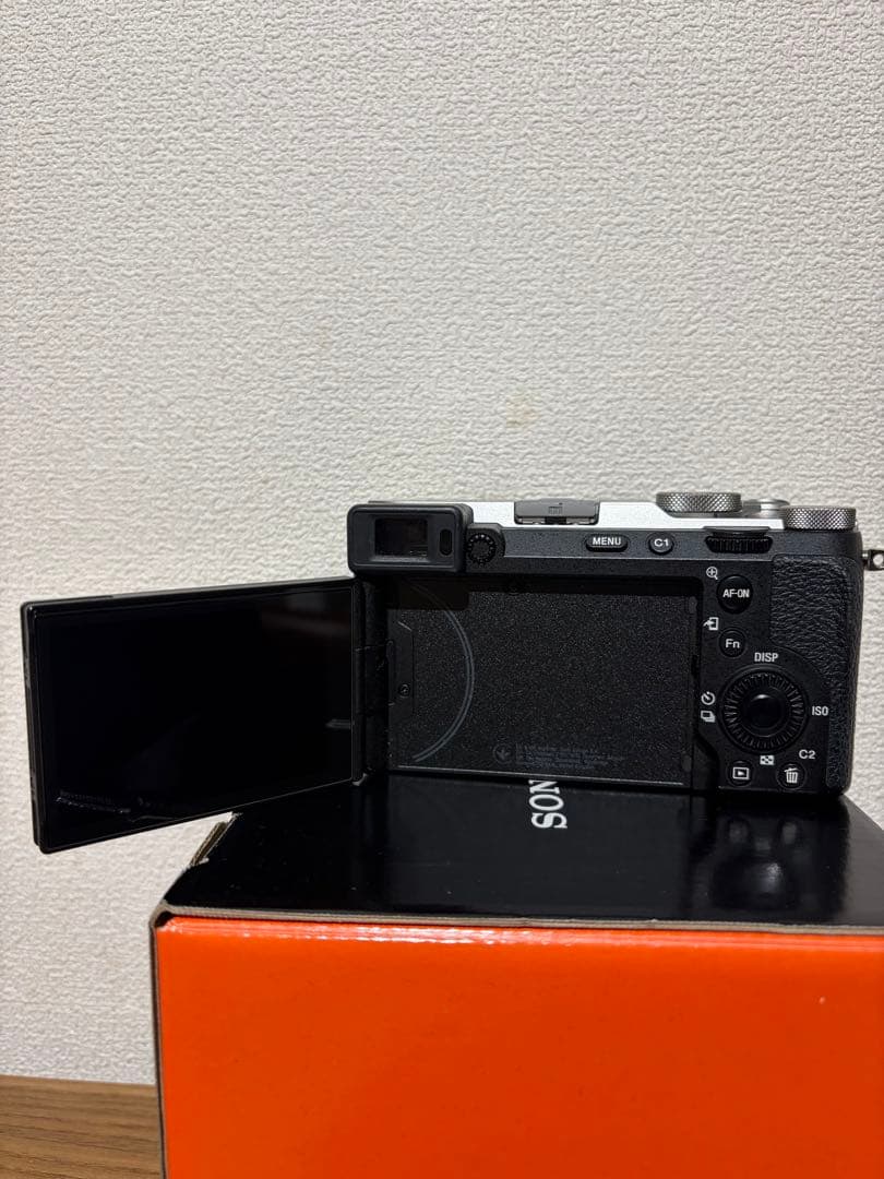 (純正バッテリー2個付き)Sony α7C II ミラーレス一眼