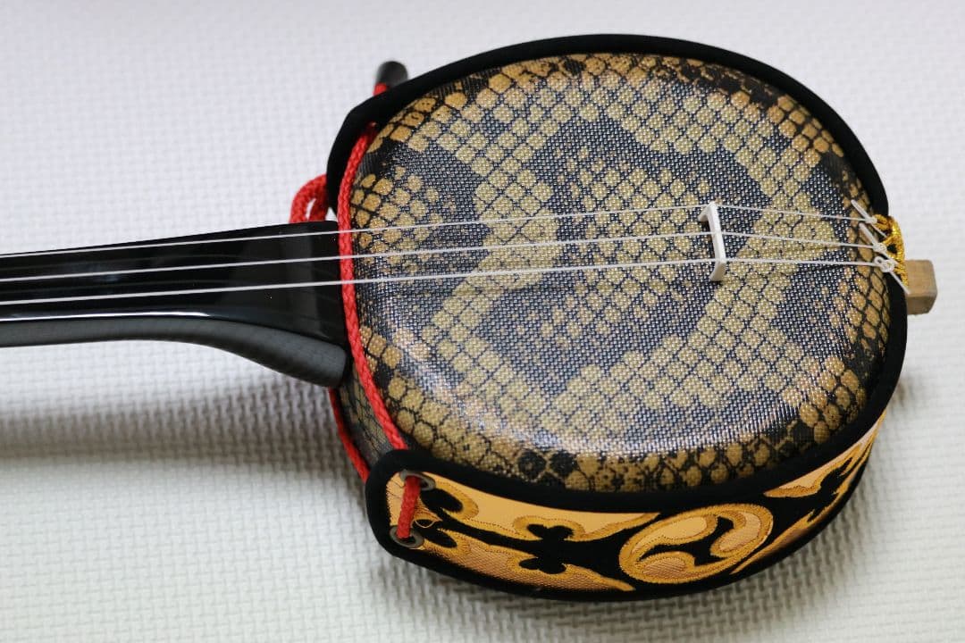 三線　沖縄三線リーズナブルな練習用　新品未使用品