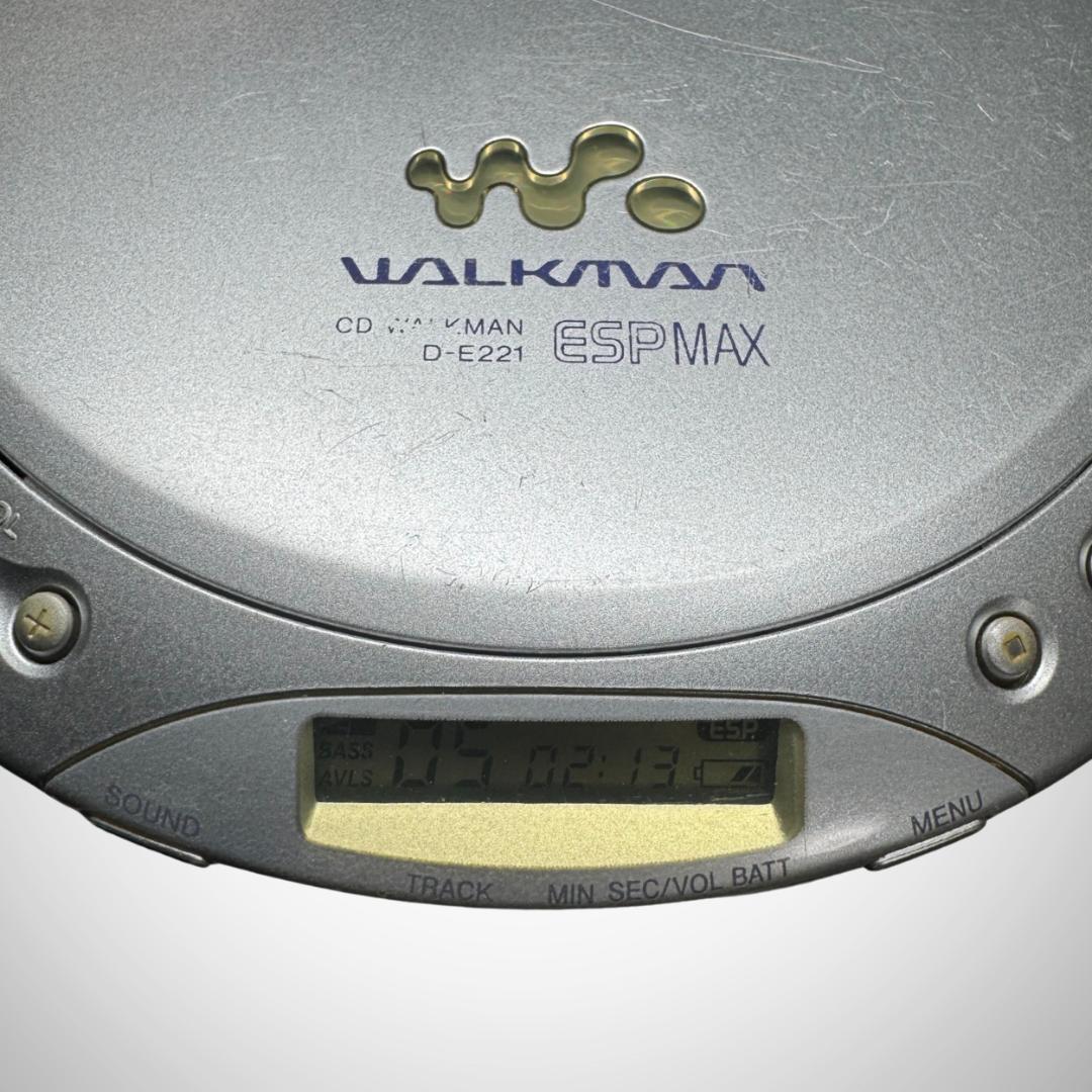 SONY WALKMAN D-E221 ポータブルCDプレーヤー 動作良好