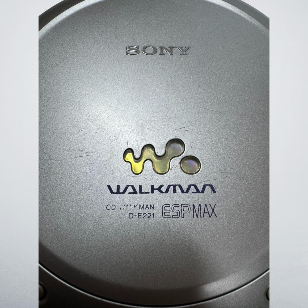 SONY WALKMAN D-E221 ポータブルCDプレーヤー 動作良好