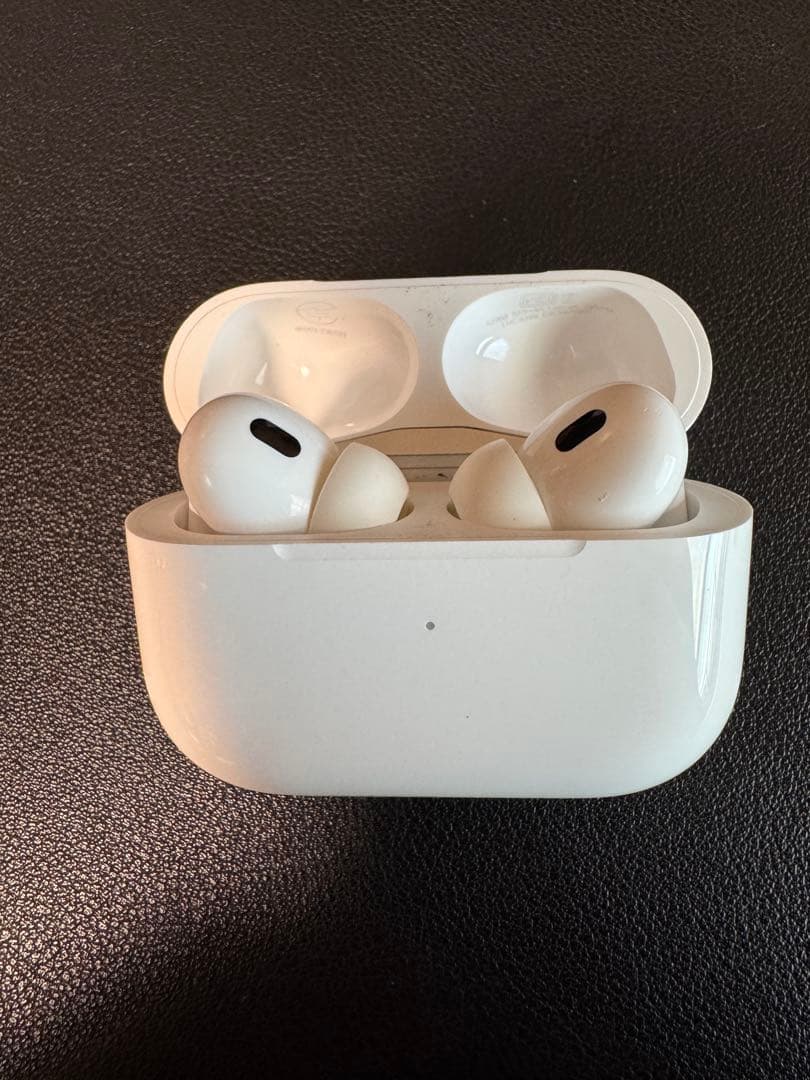 AirPods Pro2本体 ホワイト 充電ケース付き