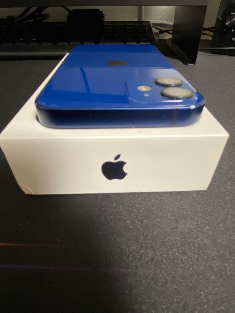 Apple iPhone12 本体
