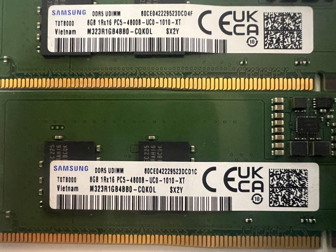 美品Samsung 8GB DDR5 & 8GB DDR5メモリセット