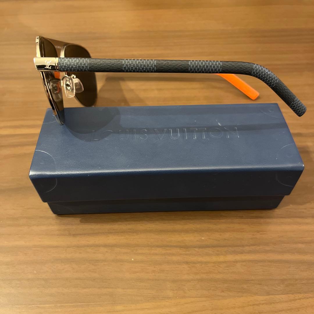 Louis Vuitton ゴールドフレーム サングラス