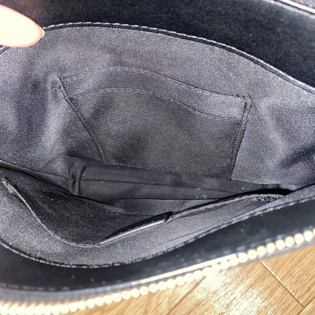 GUCCIメッセンジャーショルダーバッグ