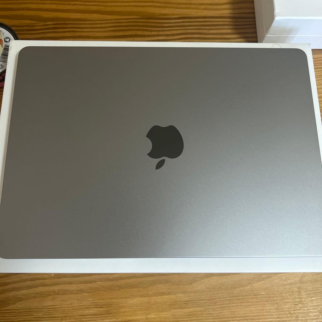 (美品)Apple MacBook 13インチ M3 8GB