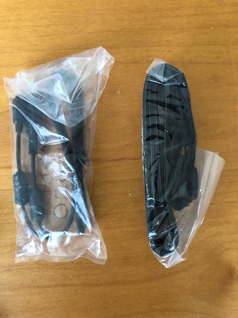 OLYMPUSのミラーレス一眼カメラと12-40mm f/2.8レンズのセット